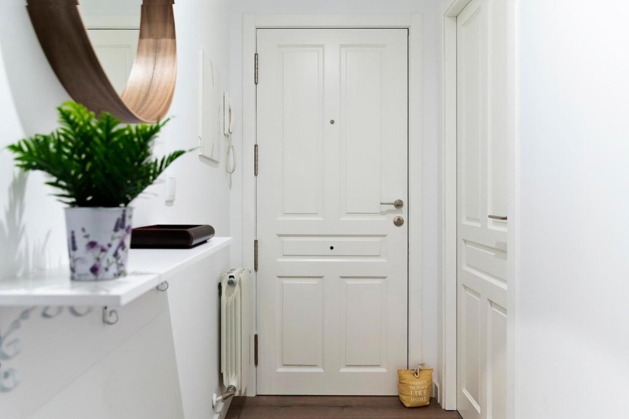 La Puerta Del Salvador Apartamento Casco Historico クエンカ エクステリア 写真